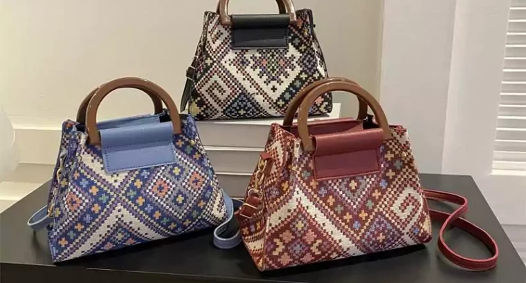 Sac à main en tissu brodé ethnique