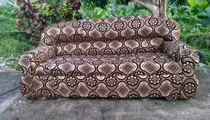 Salon complet en tissu matelassé