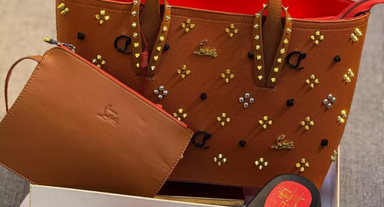 Set 3 pièces pour femme : sac, pochette et sandale