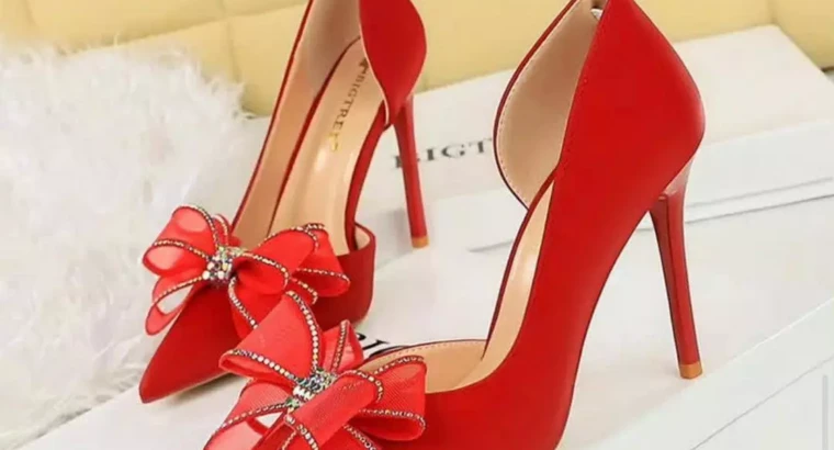 Escarpins élégants à talons avec nœud décoratif