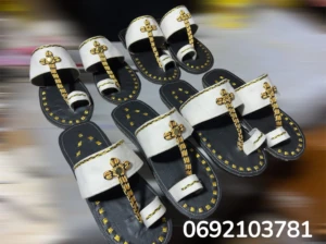 Sandales en cuir fabriquées à la main