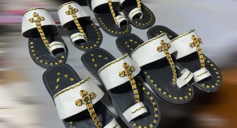 Sandales en cuir fabriquées à la main